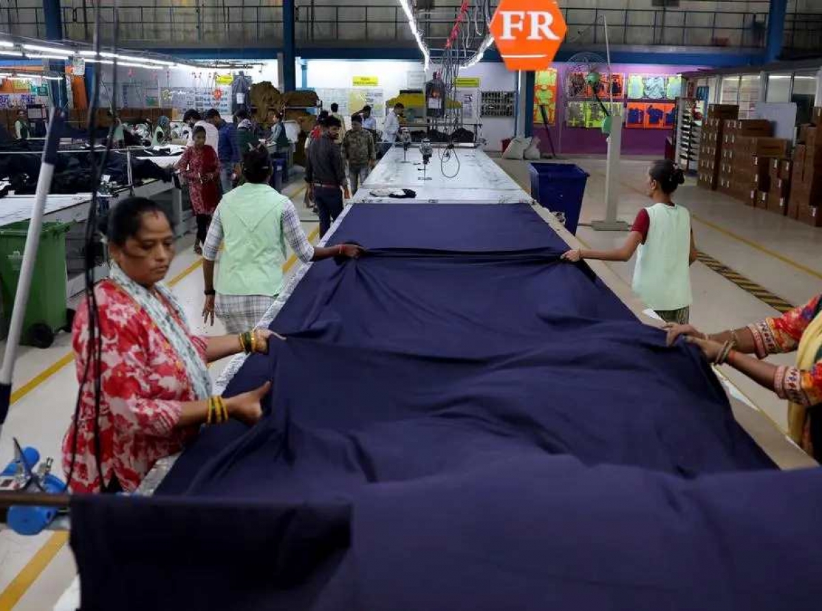 India climbs to No. 3 position as global apparel spending shifts east